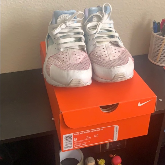 Women s UA Outlet Deals Under Armour Women s UA Outlet Deals Under Armour